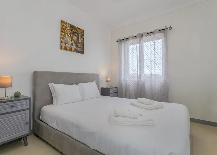 Guestready - Serene Near Ponta Delgada Lejlighed